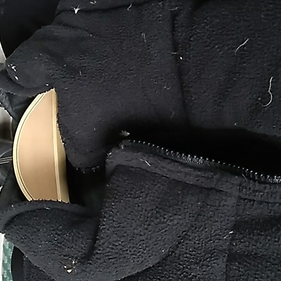 Vest - Picture 4 of 5